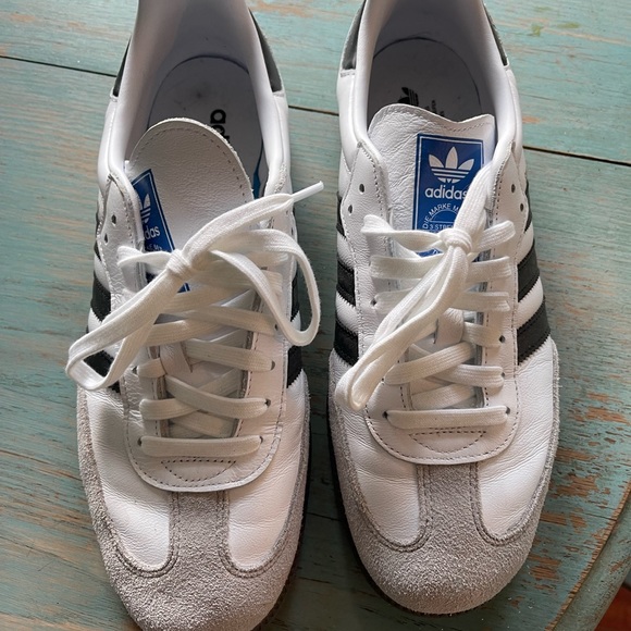 Men’s White Adidas Samba size 9 1/2 - Picture 2 of 4